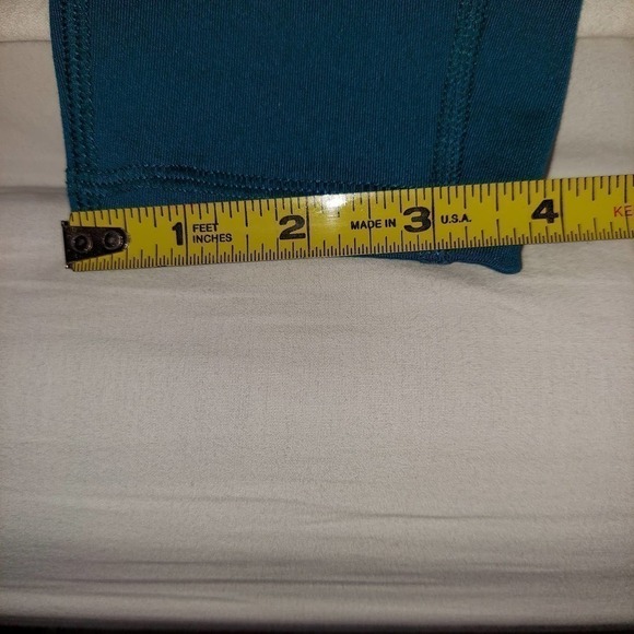 Old Navy Elevate Leggings, Go Dry Pants, Compression, Pockets - Picture 8 of 9